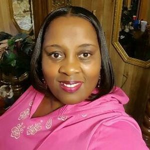 Meet your Posher, Katina